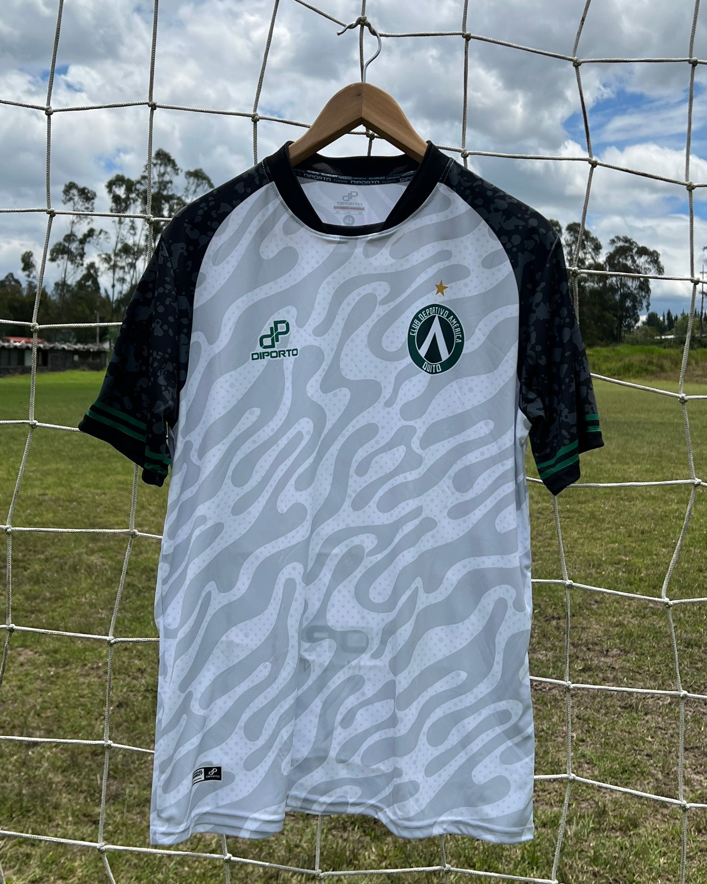 Camisa entrenamiento blanca